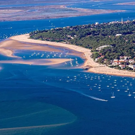 Spacieuse Au Pyla Avec Piscine Et Jardin Villa La Teste-de-Buch
